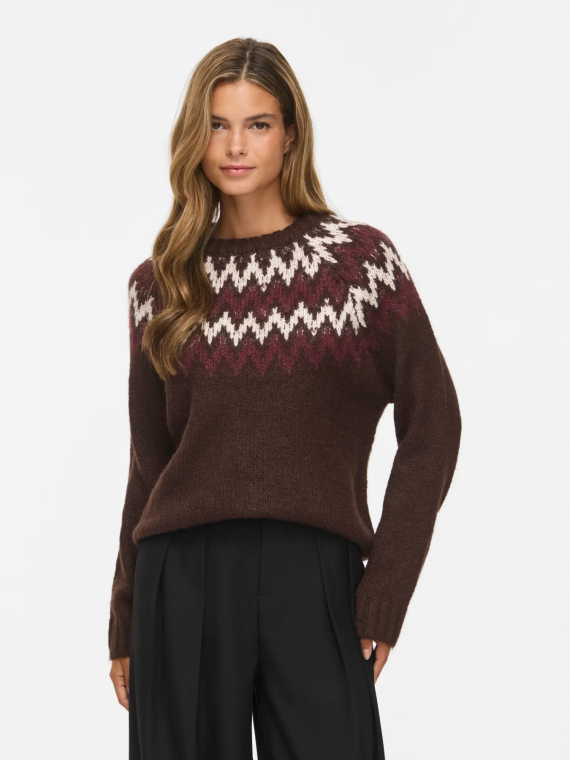 JERSEY MARRON DETALLE GEOMETRICO BLANCO Y BURDEOS VILA
