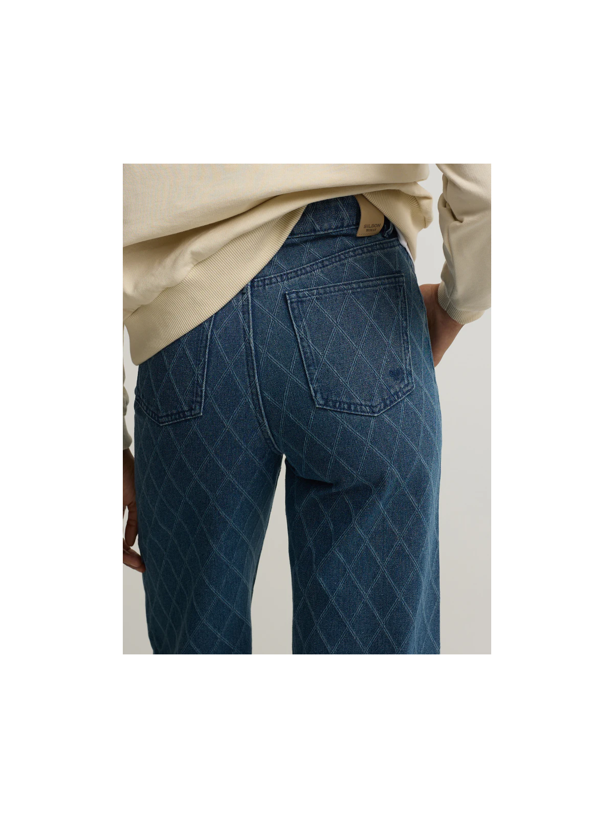 PANTALON VAQUERO ESTAMPADO ROMBOS