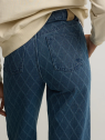 PANTALON VAQUERO ESTAMPADO ROMBOS