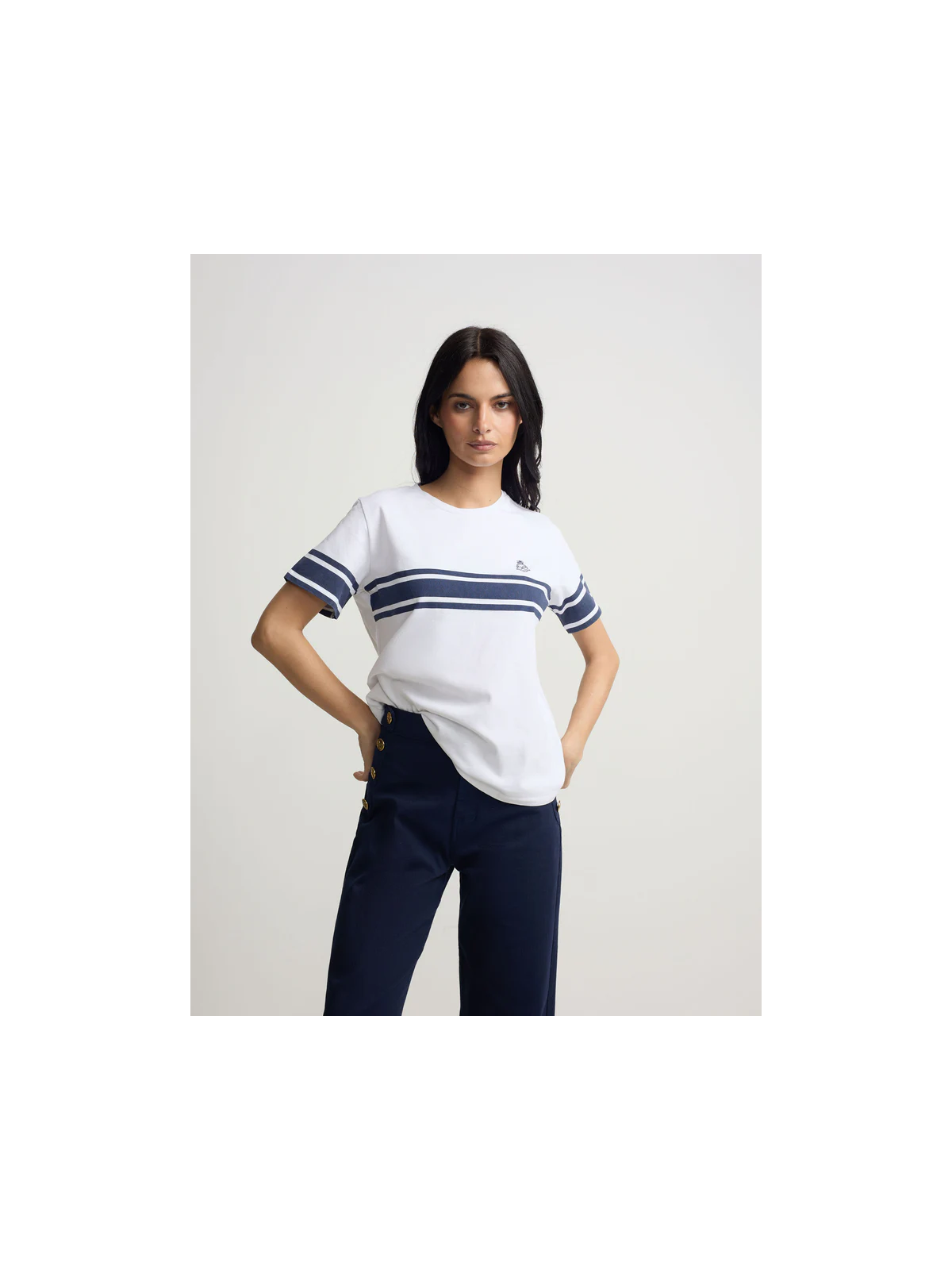 CAMISETA  ESCUDO