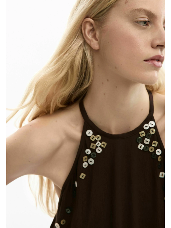 TOP  MARRON BOTONES