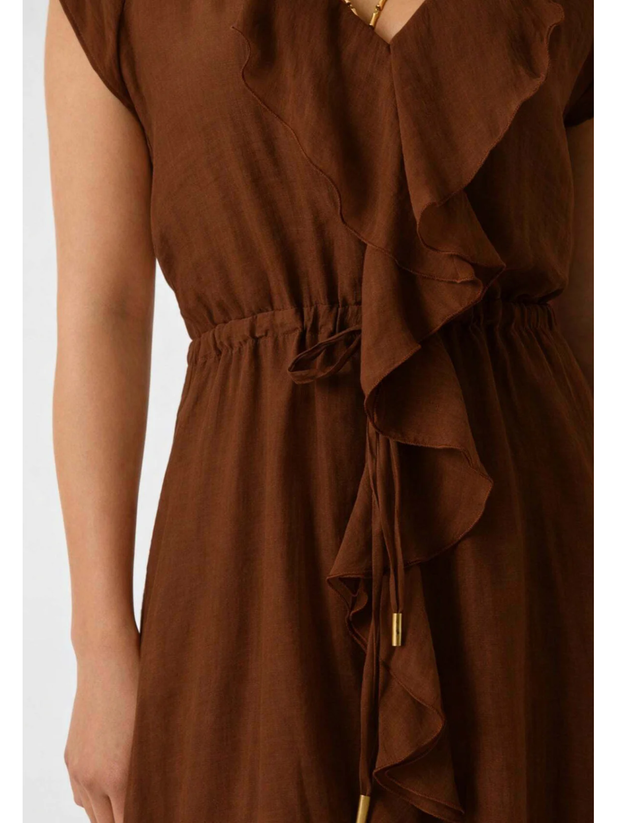 VESTIDO GASA VOLANTE MARRON GUESS