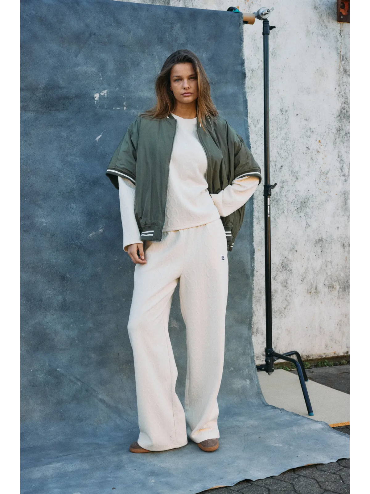 PANTALON TEJIDO ESTAMPADO