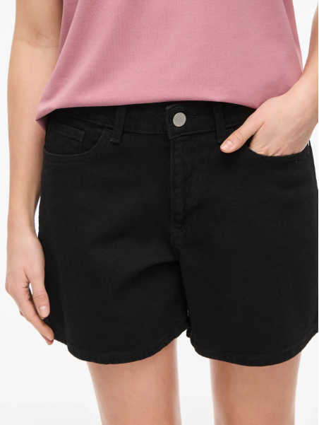 PANTALON CORTO NEGRO
