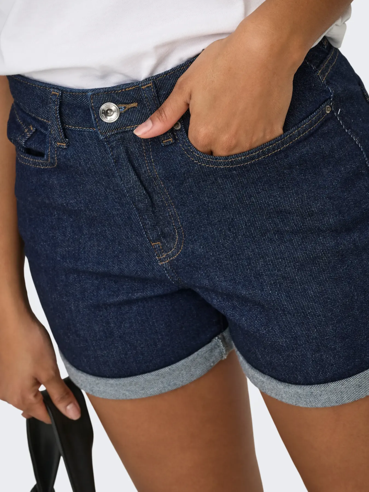 PANTALON CORTO VAQUERO