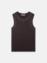CAMISETA TACHUELAS MARRON